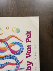 Remarkably Bright Creatures Original Cream White Paperback by Shelby Van Pelt