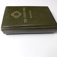 1972 The Living Bible Paraphrased Tyndale House Green Leatherette Padded HC