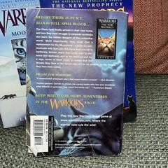 The New Prophecy Warriors Erin Hunter Paperback Volumes 1-4, 6 Lot, Set, 2006