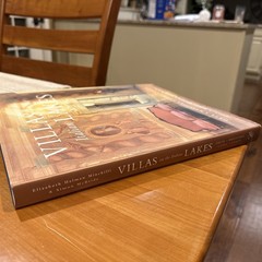 Villas on the Lakes : Orta, Maggiore, Como, Garda Hardcover