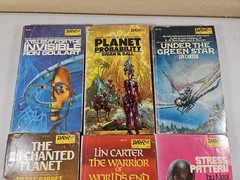Lot of 20 – Vintage DAW Books – Science Fiction Paperbacks