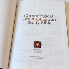 NLT Chronological Life Application Study Bible – Hardcover – tyndale
