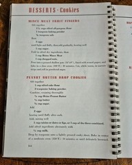 Vintage 1939 Heinz Recipe Book Wartime Cookbook World War 2 WWII 212 Pages