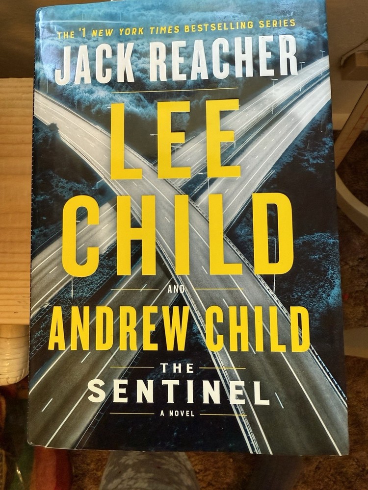 Lee Child Andrew Child The Sentinel (Jack Reacher Series) Hardcover Thriller Fi…