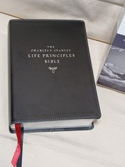 NASB Charles F. Stanley Life Principles Bible 2nd Edition Leathersoft with Box