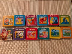 SESAME STREET: 12 Board Books by PI Kids 2010 Children’s Book Block Case Elmo