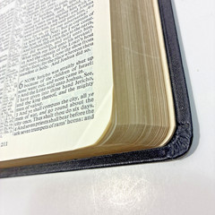 Vintage Compact Cambridge HTF Hand Grained Morocco Leather Concordance KJV Bible