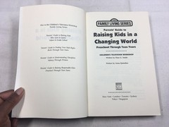Raising Kids in a Changing World Dian G. Smith 1991 First Ed CTW Prentice Hall