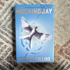 Suzanne Collins The Hunger Games Ser. Vol. 1 Hardcover Scholastic 2008 w/DJ