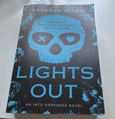 Lights Out (Into Darkness Novel) by Navessa Allen Paperback English