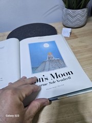 Jon’s Moon by Carme Sole Vendrell 1982 First American Edition Hardcover