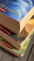 Harry Potter Paperback Boxset #1-7 by J. K. Rowling (2009, Paperbacks)