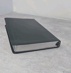 NIV Thinline Red Letter Edition Black Bible 2011 Zondervan Leathersoft Silver