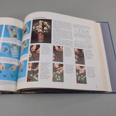 Vintage Crafts & Hobbies Step-By-Step Reader’s Digest HC Blue 1979 USA Guide