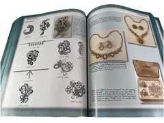 Collecting Costume Jewelry 202: Dating Jewelry 1935-1980 ID & Value 2nd Ed 2010