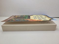 The Cinnamon Bun Bookstore by Laurie Gilmore Paperback