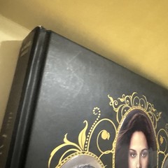 The Twilight Saga: The Complete Film Archive: Memories, Mementos, and Treasures