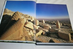ARCHAEOLOGY TREASURES 2006 vmb Publishers Hardback 10.5″x14.5″ 432 pages LKE NEW