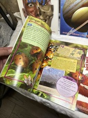 LOT OF 5 100 Facts Large Picture Book Miles Kelly Ages 7-11 Grade 1-5 Homeschool