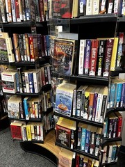 Books by Genre 20 LBS (Pounds) Box Value Lot Sorted Fiction/Nonfiction HB/PB SET