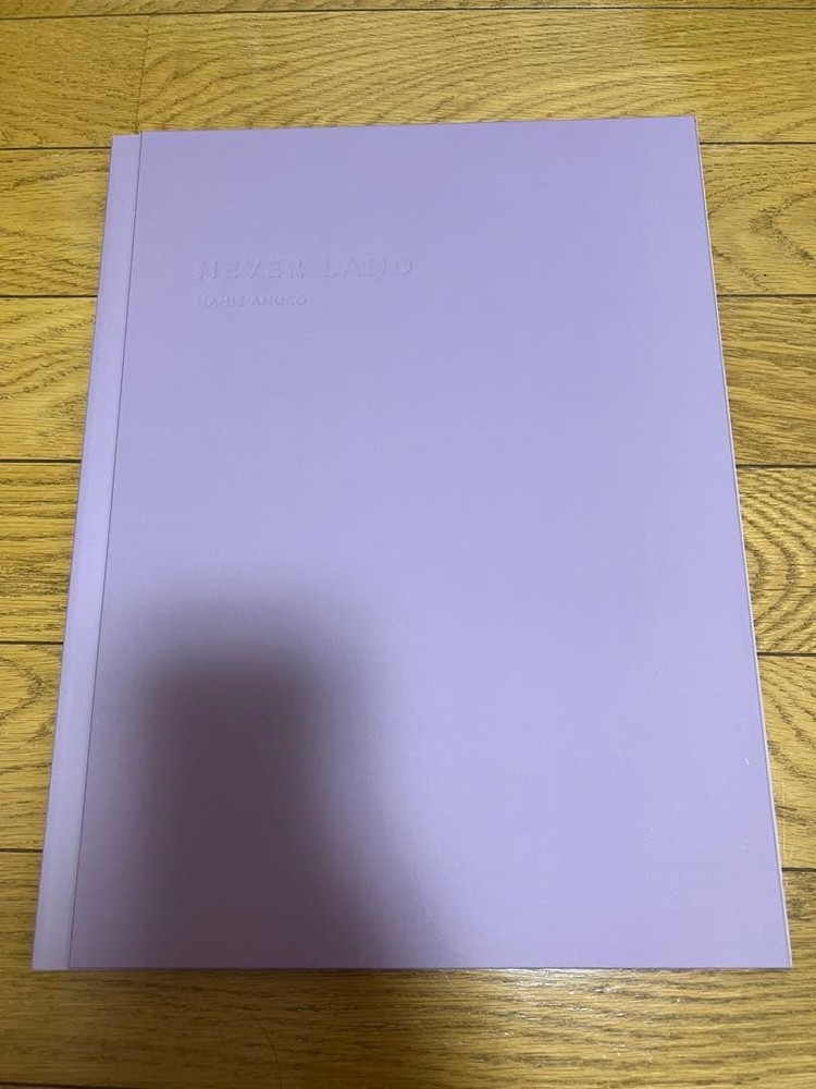 Amuro Namie Photo Book NEVER LAND Light Purple Concert Tour Memorabilia