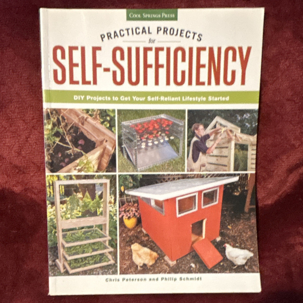 Cool Springs Press Practical Projects for Self-Sufficiency Paperback 2014
