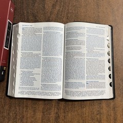 NKJV Large Print Thinline Reference Bible Thumb Indexed – Black LeatherSoft