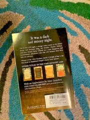 A Wrinkle in Time by Madeleine L’Engle (2007) – Like New Condition, Paperback