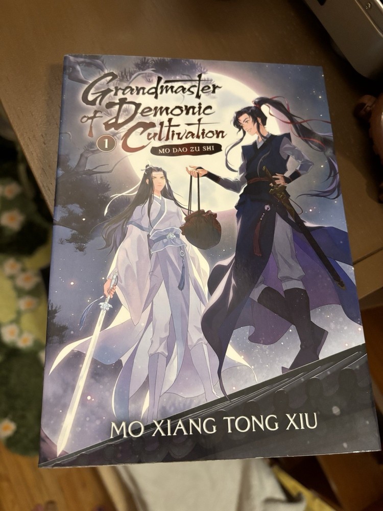 Grandmaster of Demonic Cultivation: Mo Dao Zu Shi Vol. 1