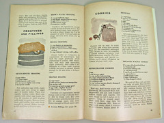 Lot 4 Vintage 1940s-50s Recipe Booklet Cookbook Pillsbury Country Kitchens Candy