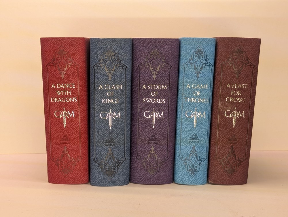 A Song of Ice and Fire Leather Bound 5-Book Box Set George R.R. Martin