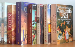 BUCHPAKET+7 BÜCHER+FANTASY+GABRIELE HOFFMANN+JOHN MADDOX ROBERTS+TB+BUNDLE