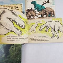 4 Book Lot Dinosaur Story Joanna Cole, Discovering Dinosaurs, Triumph of the…