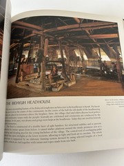 Sarawak Style Tettoni, Luca Invernizzi Destin Ong Hardcover Dust Jacket
