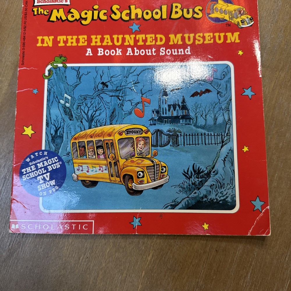 Magic School Bus in the Haunted Museum : Linda Ward Beech 1st Printing