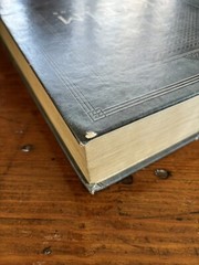 Hardcover The Elder Scrolls Skyrim Legendary Edition: Map attached