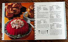 Betty Crocker Good and Easy Cook Book 1962 1st Edition 3rd Printing 192 Pages