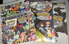 Official POKEMON Black and White Strategy Guide Volume With All Posters Lot Of 3