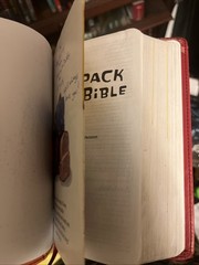 The Backpack Bible: New International Version, Italian Duo Tone-Orange/Gold/…