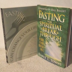 Elmer L. Towns Fasting book lot( 2 books total)