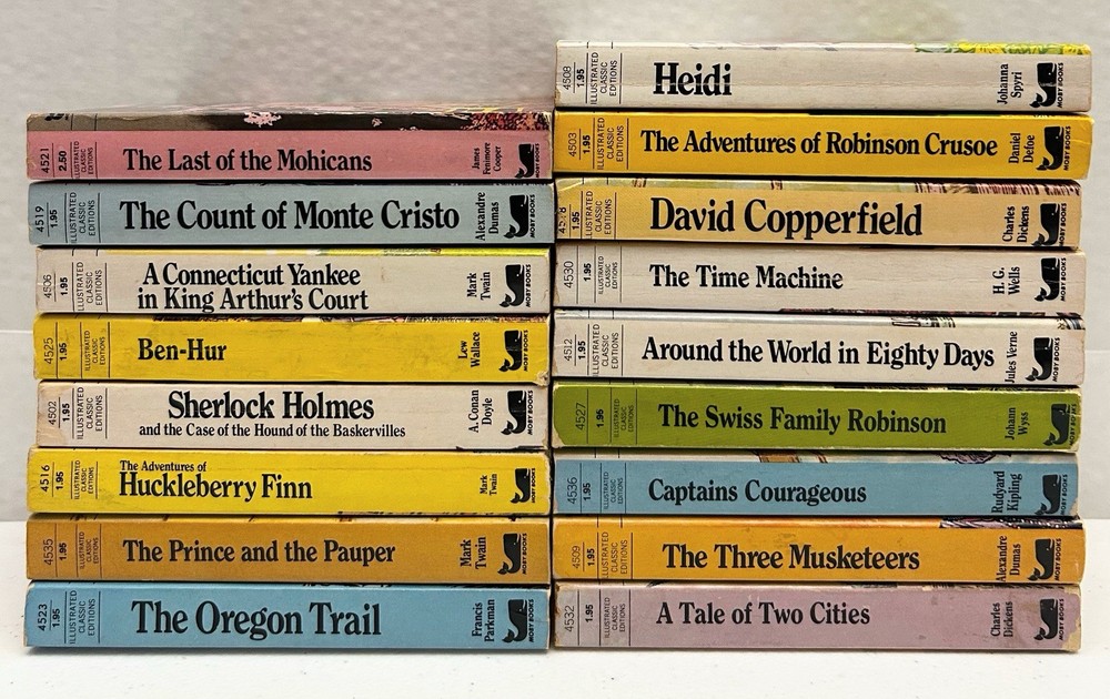 Lot of 17 Moby Books Illustrated Classic Editions Vintage Mini Paperback Books