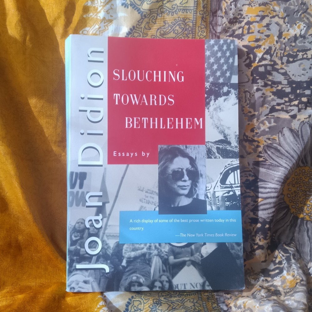 Slouching Towards Bethlehem by Joan Didion (1995, Trade Paperback)