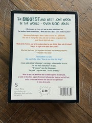 Man Walks Into a Bar Stephen Arnott Mike Haskins Ebury Press Paperback Humor