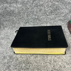 Holy Bible KJV Personal Size Giant Print Reference Bonded Leather Nelson 544