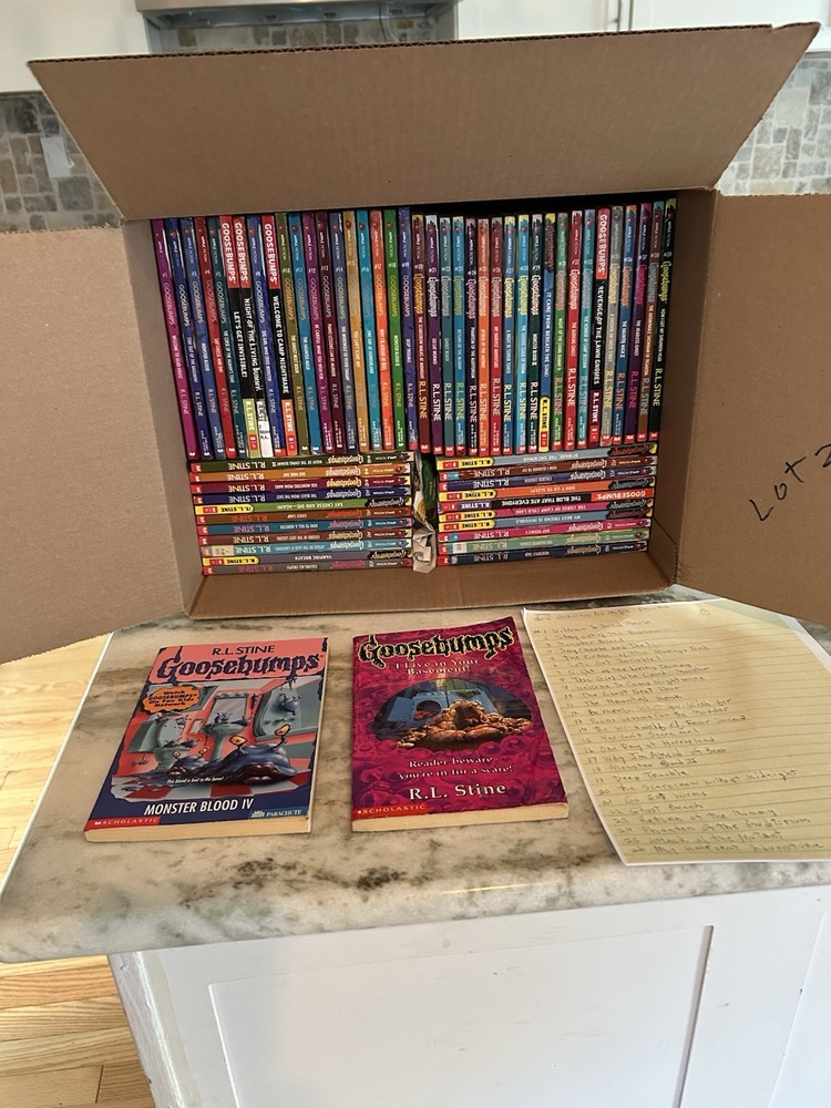 62 Complete Goosebumps Series, 1-62 RL Stine Mix Lot Covers