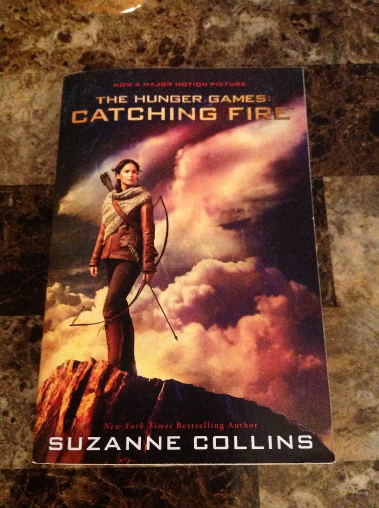 The Hunger Games: Catching Fire 2 by Suzanne Collins (2013, Paperback, Movie…