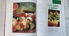 Taste of Home 2006 Weeknight Cooking Made Easy 336 pages hardcover 304 recipes