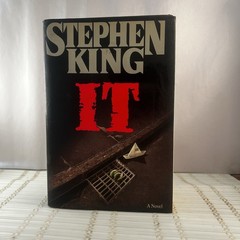 Stephen King First Edition Early Viking/Putnam 9 Books HC DJ Reading Copies