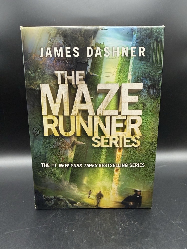 The Maze Runner Series 4 Book Box Set James Dashner YA Dystopian Paperbacks Lot