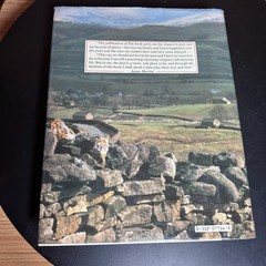 James Herriot Book 1982 Illustrated – All Things Great Biography